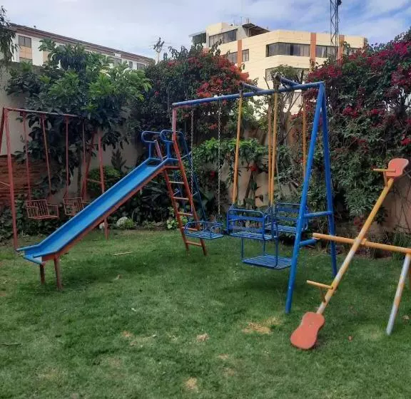 تختخواب و صبحانه Recidencia El Hogar