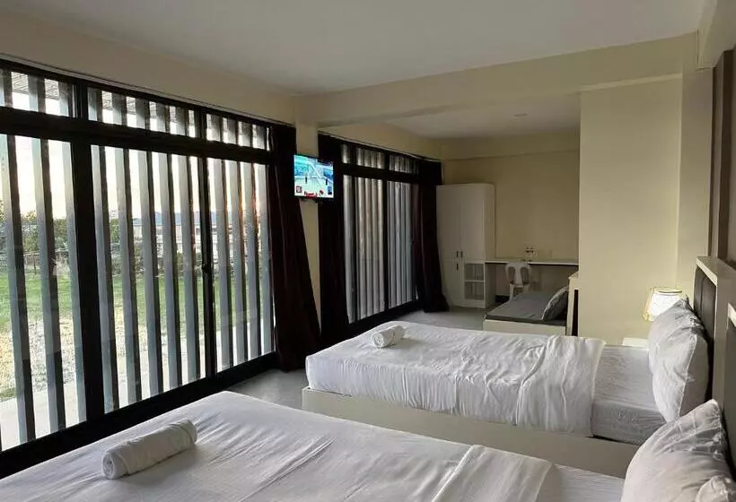 D Elements Hotel And Dormitory