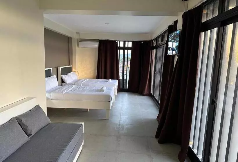 D Elements Hotel And Dormitory