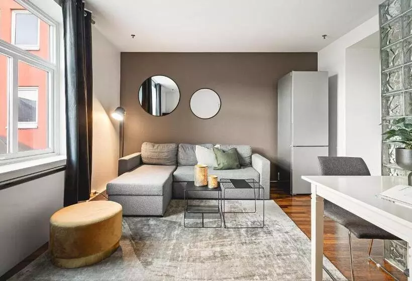 Enter Amalie Apartment