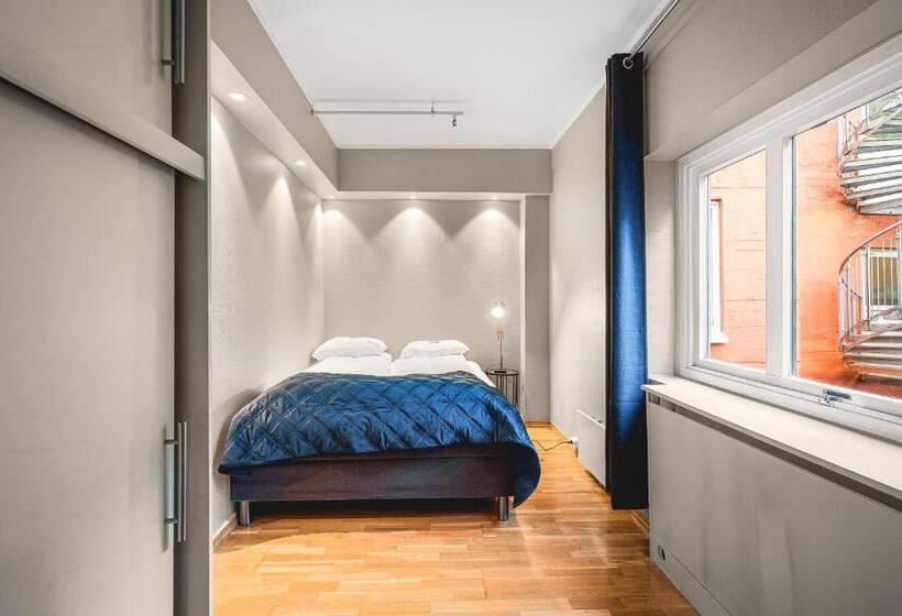 Enter Amalie Apartment