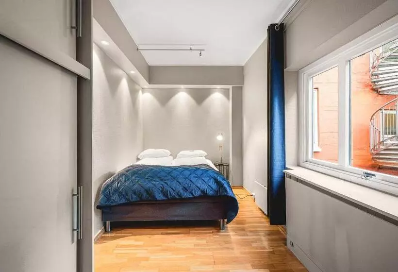 Enter Amalie Apartment