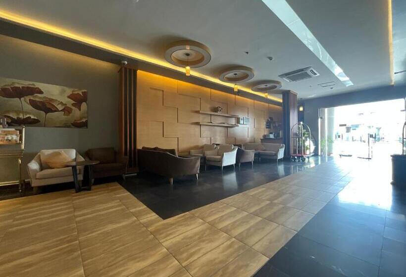 Otel أجنحه البيداء للشقق المخدومه البخاري