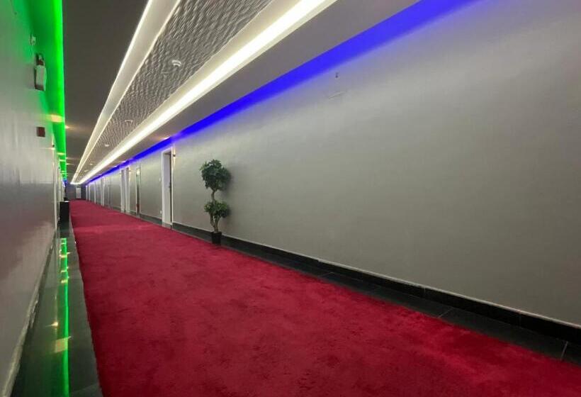 Otel أجنحه البيداء للشقق المخدومه البخاري