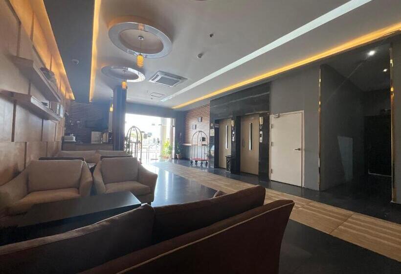 Otel أجنحه البيداء للشقق المخدومه البخاري