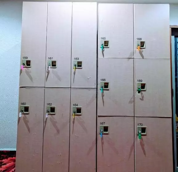 هتل کپسول 駿府城下町の宿　玉乃屋