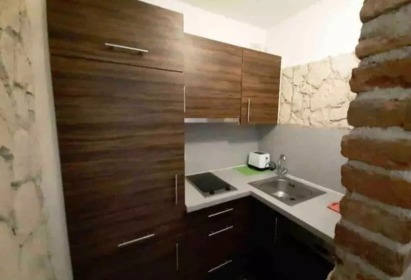 ホテル Gästezimmer Lercher