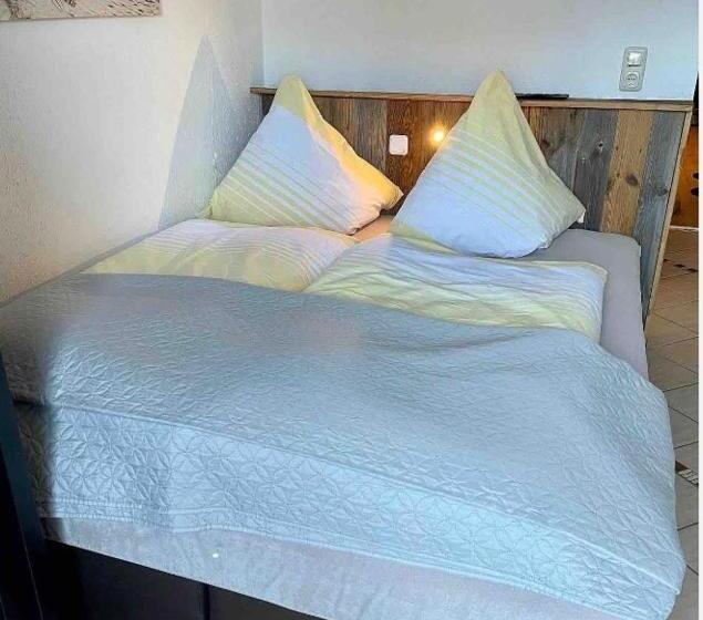 فندق Gästezimmer Lercher