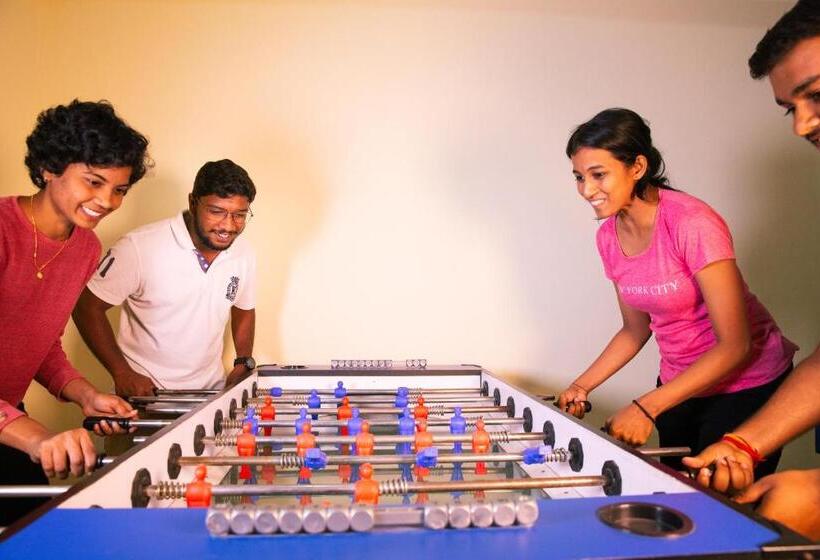 Отель Guesture Serviced Residences, Alta Vista