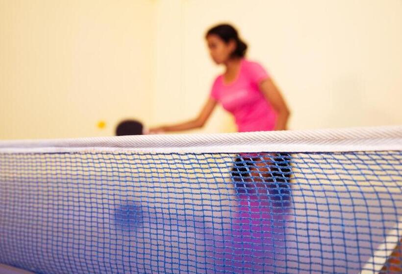 Отель Guesture Serviced Residences, Alta Vista