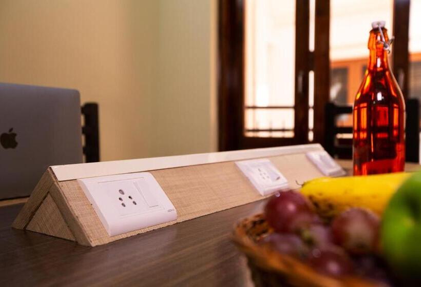 Отель Guesture Serviced Residences, Alta Vista