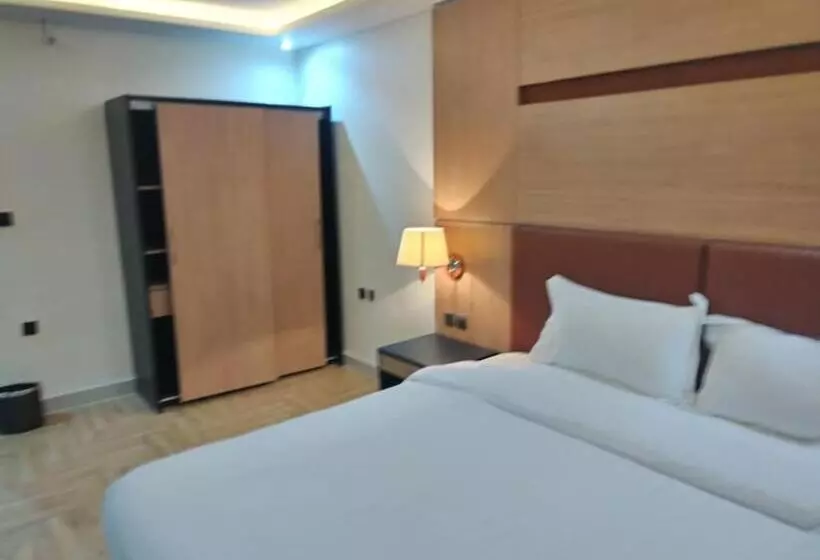 ホテル Jeddah Grand Beach