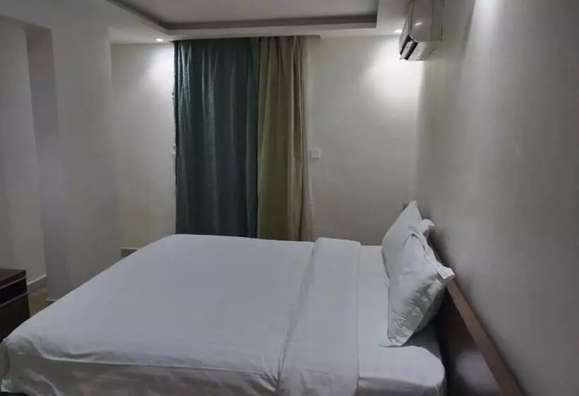 ホテル Jeddah Grand Beach
