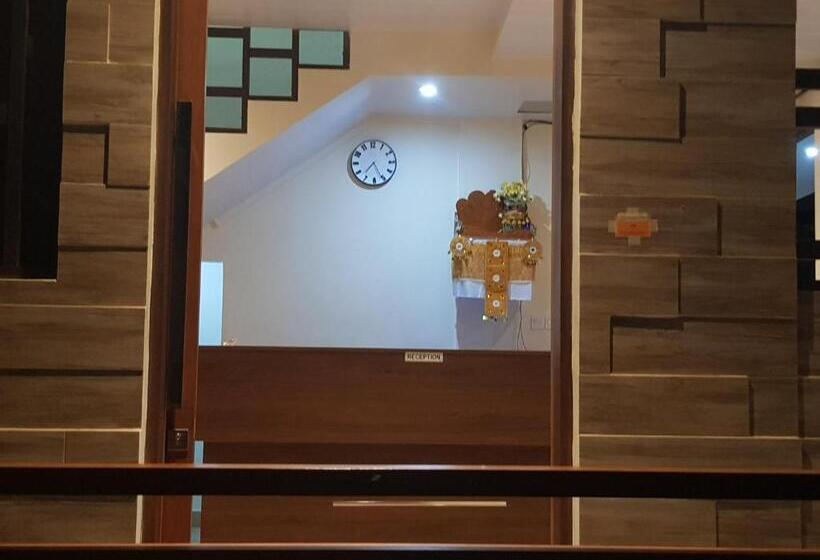 פנסיון Praba Guest House