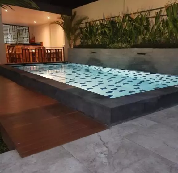 Majatalo Praba Guest House