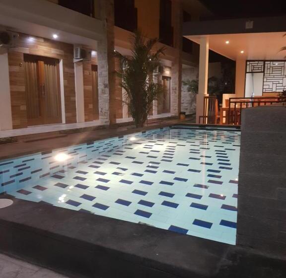 פנסיון Praba Guest House