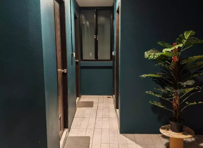 A Lazy Person Hostel