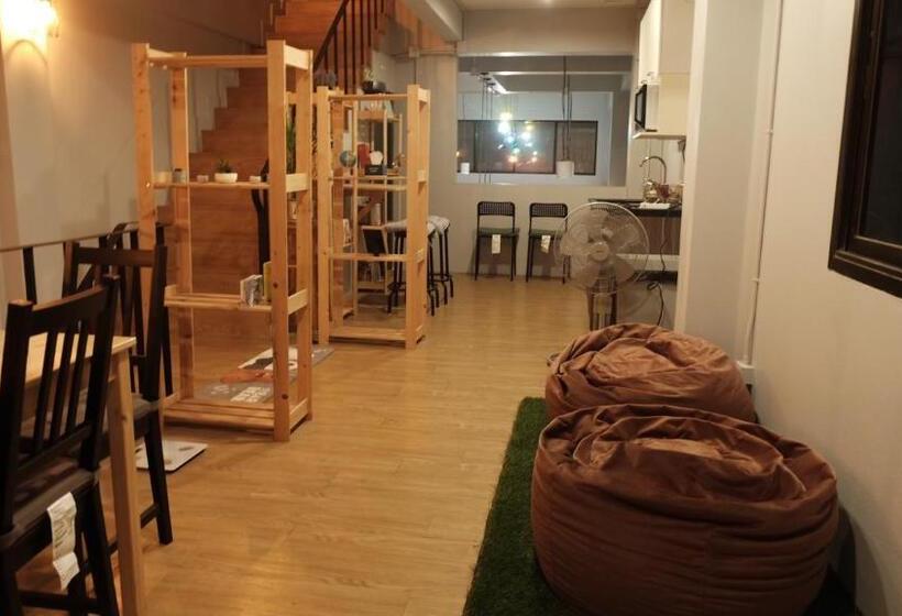 A Lazy Person Hostel