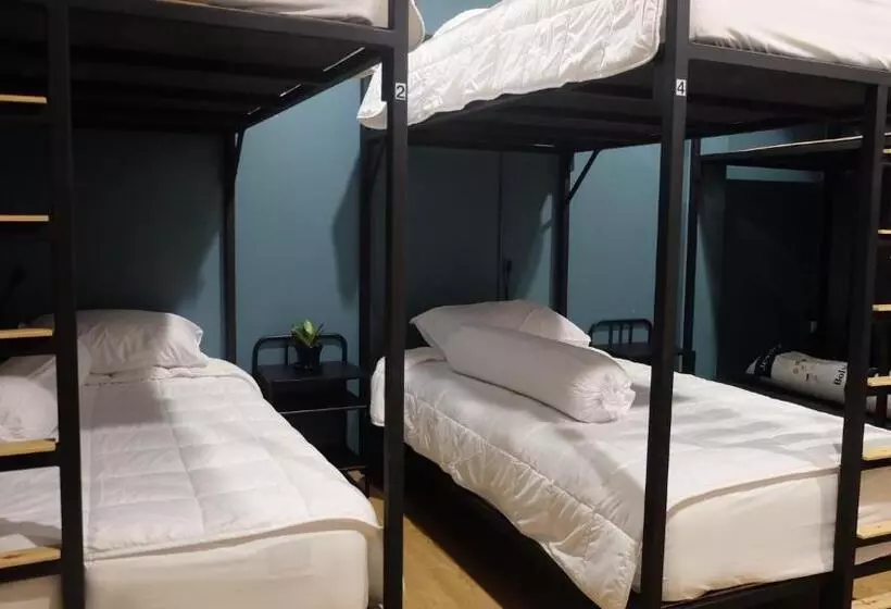 A Lazy Person Hostel