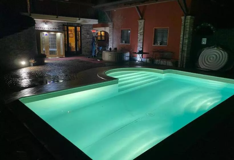 تختخواب و صبحانه Girasole Wellness E Relax