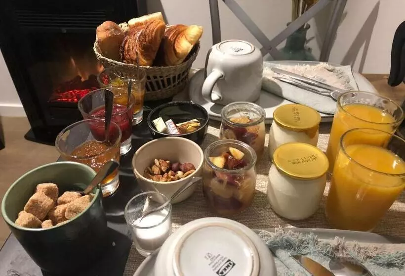 ベッドアンドブレックファースト La Pause