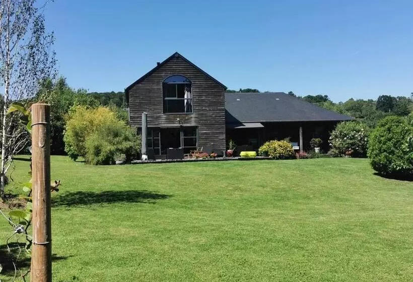 ベッドアンドブレックファースト La Pause