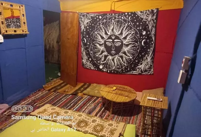 تختخواب و صبحانه Perry’s Island Camp Al Mezina