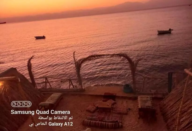 تختخواب و صبحانه Perry’s Island Camp Al Mezina