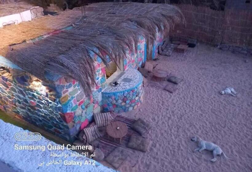 تختخواب و صبحانه Perry’s Island Camp Al Mezina