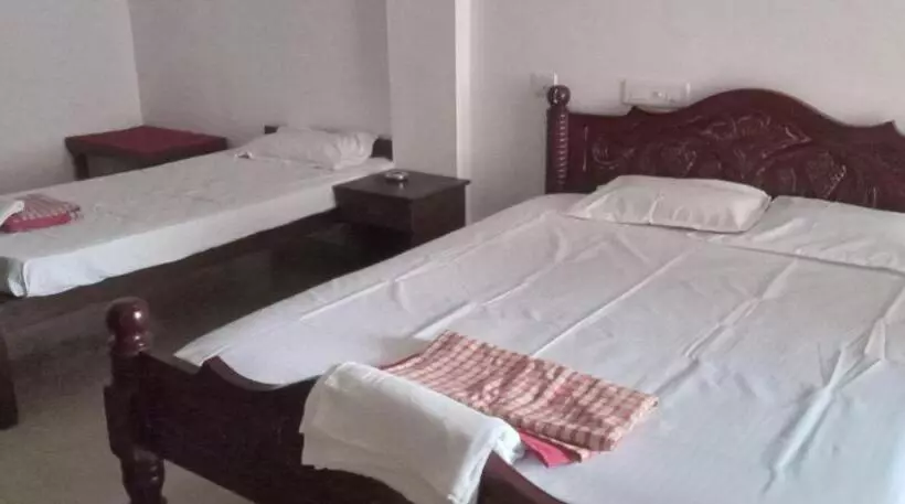 Hotelli Amma Inn Highway