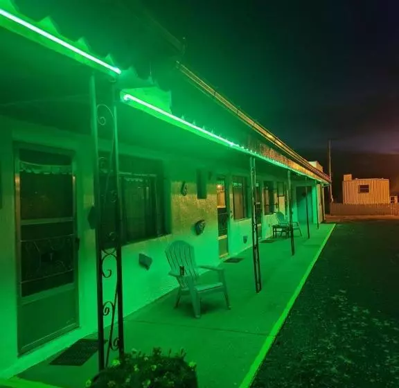 Kapselihotelli Maverick Motel