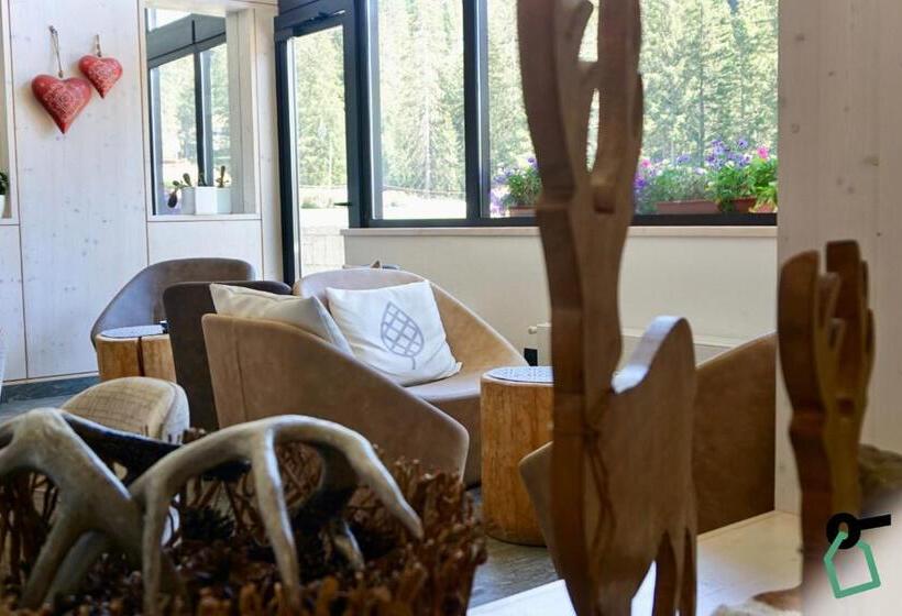 בית מלון כפרי Hotiday Apartment Collection Campiglio Grostè