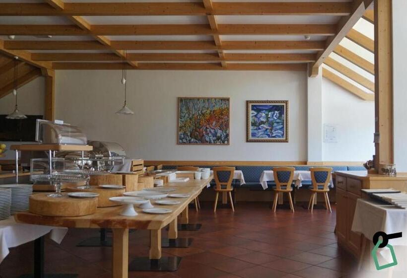 בית מלון כפרי Hotiday Apartment Collection Campiglio Grostè