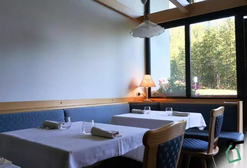 ホテル Hotiday Apartment Collection Campiglio Grostè