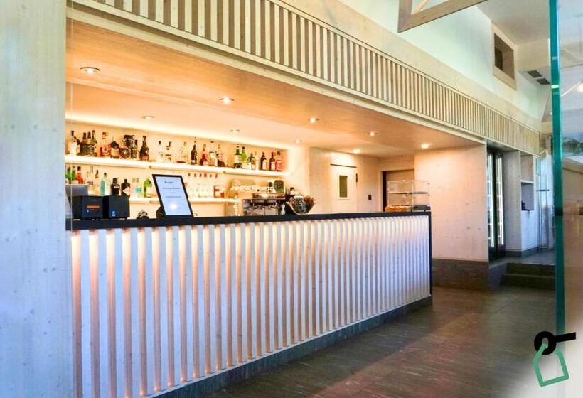 בית מלון כפרי Hotiday Apartment Collection Campiglio Grostè