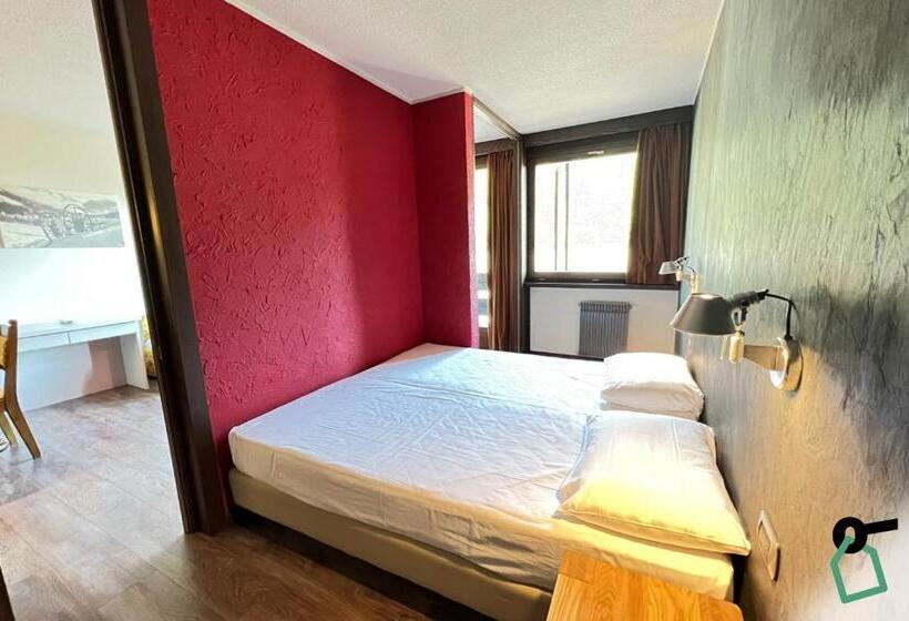 Отель Hotiday Apartment Collection   Campiglio Grostè