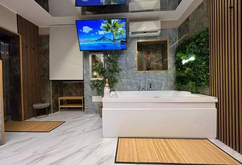 ホテル Magia Luxury & Spa