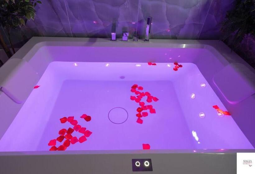 هتل Magia Luxury & Spa