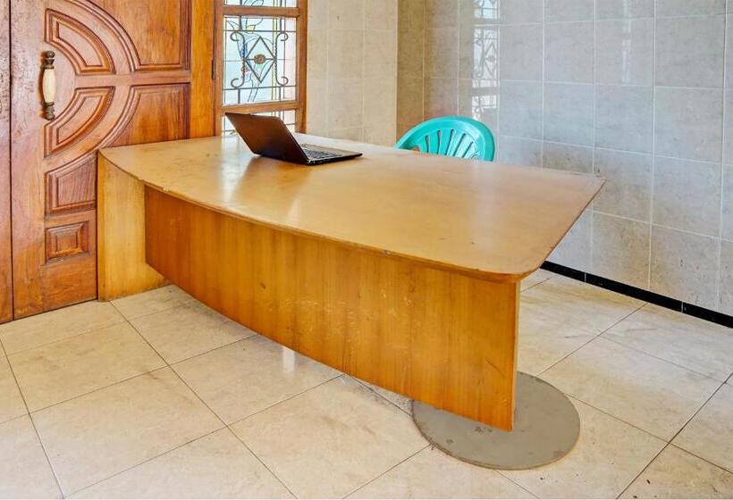 Hotel Spot On 93108 Homestay H. Syarif Syariah   Ra Kartini