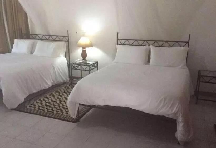 هتل The Landmark Boutique