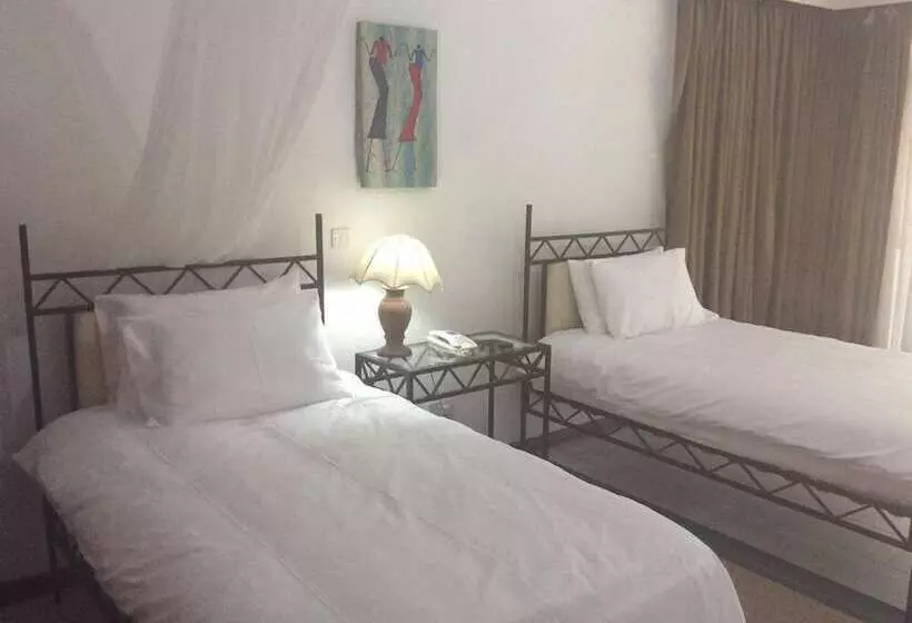 هتل The Landmark Boutique