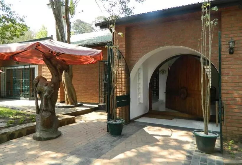 هتل The Landmark Boutique