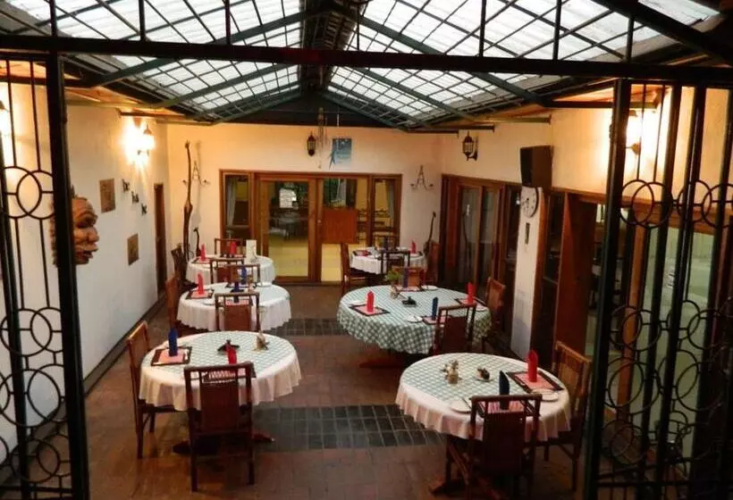 هتل The Landmark Boutique