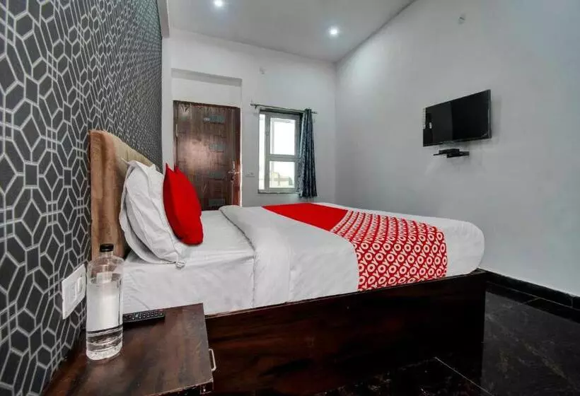 Oyo Flagship Hotel Rajshree