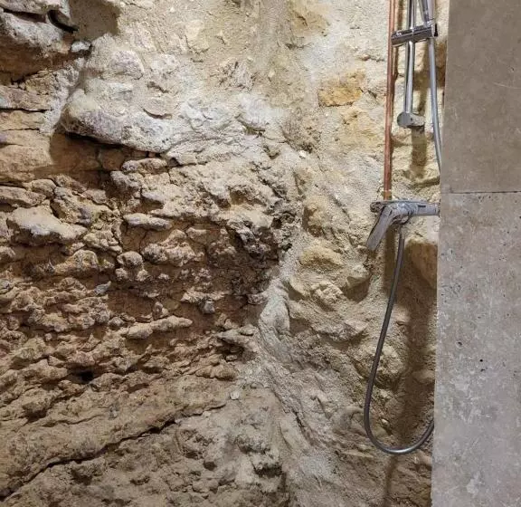 Majatalo Airbnb: Vieilles Pierres Et Rivière En Périgord