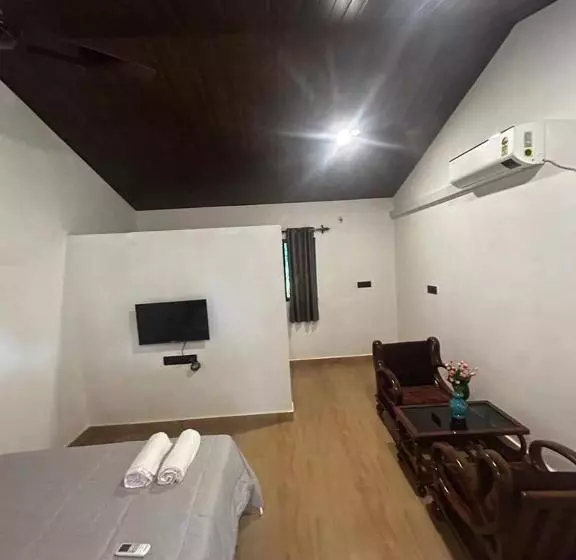 ペンション Comfy Cottages In Saligao