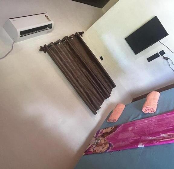 ペンション Comfy Cottages In Saligao