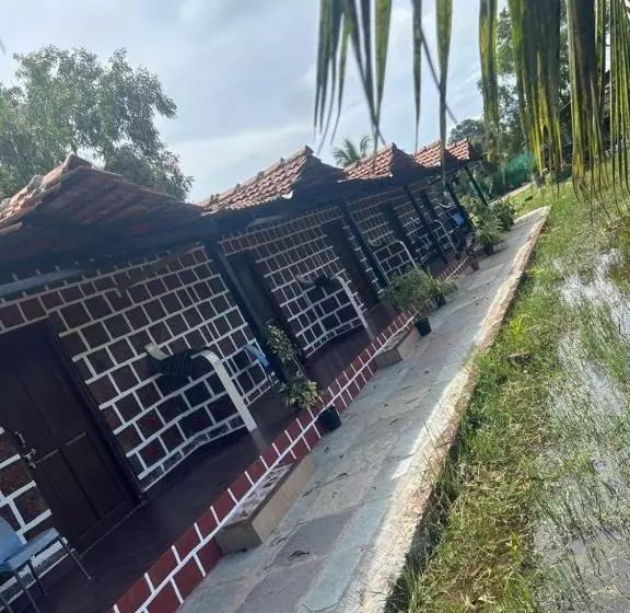 ペンション Comfy Cottages In Saligao