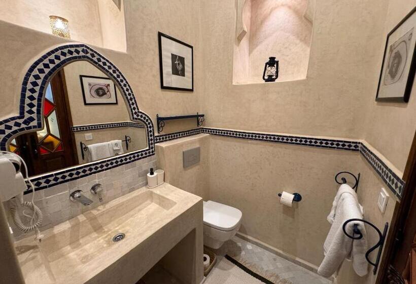 펜션 Riad Al Qurtubi