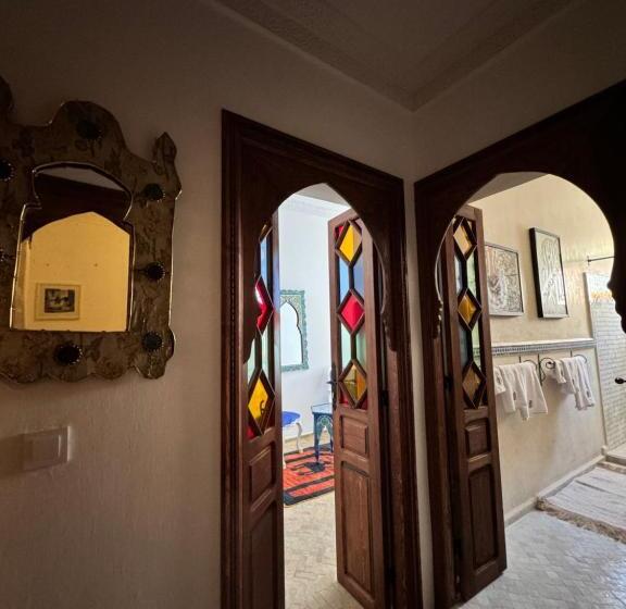 펜션 Riad Al Qurtubi